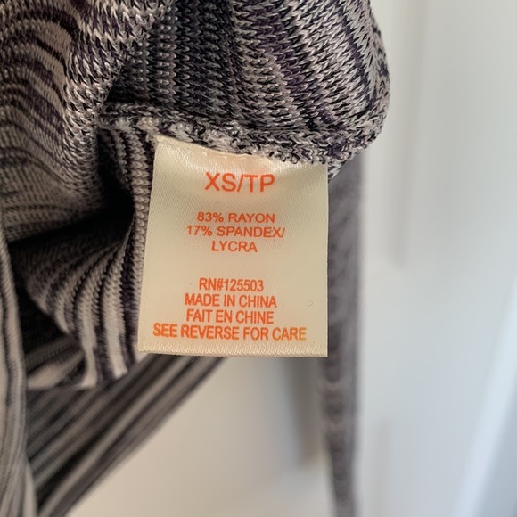 Crop Top - Picture 4 of 4